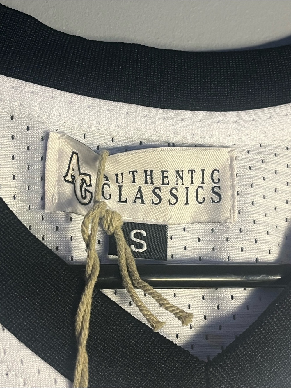 Headgear Classics High School Ja Morant Jersey New With Tags Men’s Small (40) - Picture 4 of 6